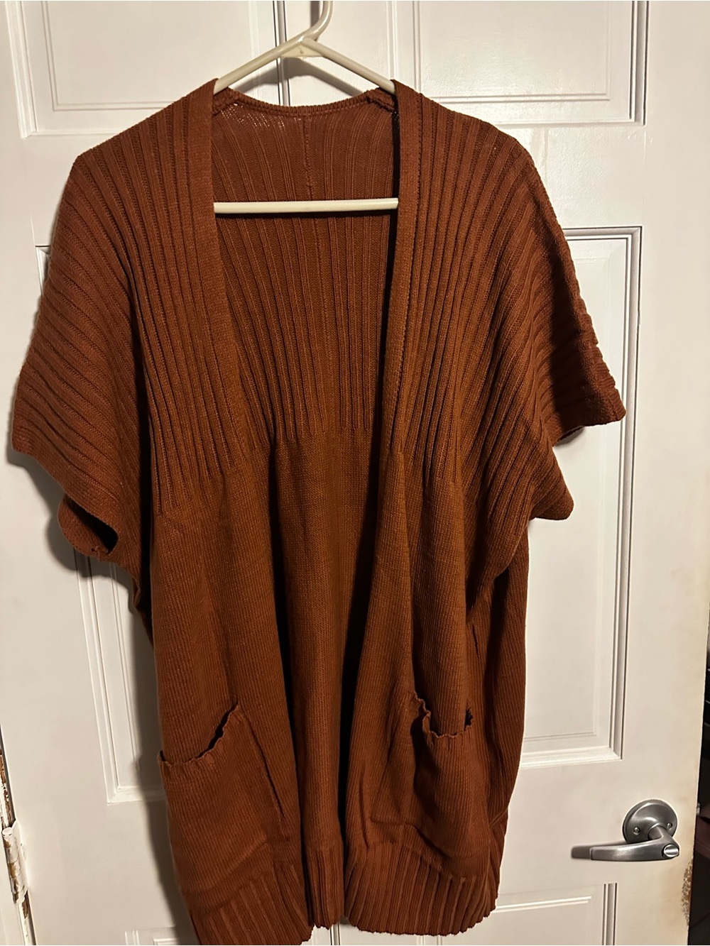 Source Unknown Short-Sleeve Open-Front Cardigan in Rust Brown